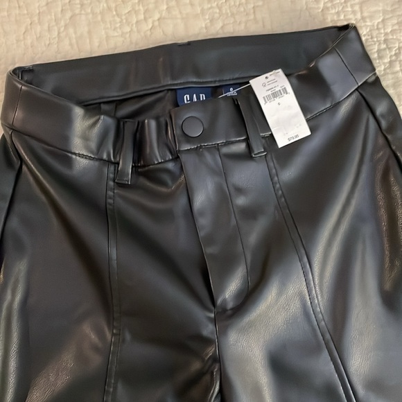 Gap Faux Leather Slim Pants NWT Size 0 - Picture 2 of 7